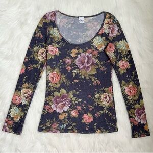 Kirra Y2K Style Floral Long Sleeve Top
